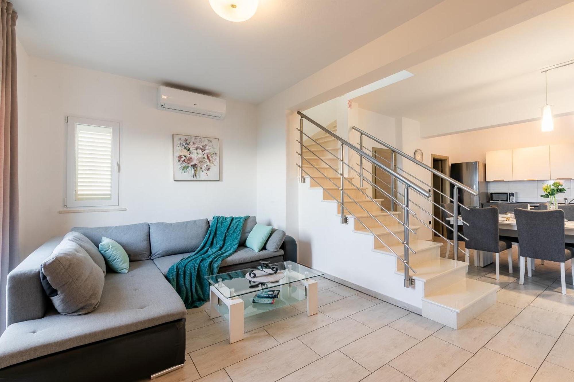 Holiday House Martinovic พริกราดิซา ภายนอก รูปภาพ