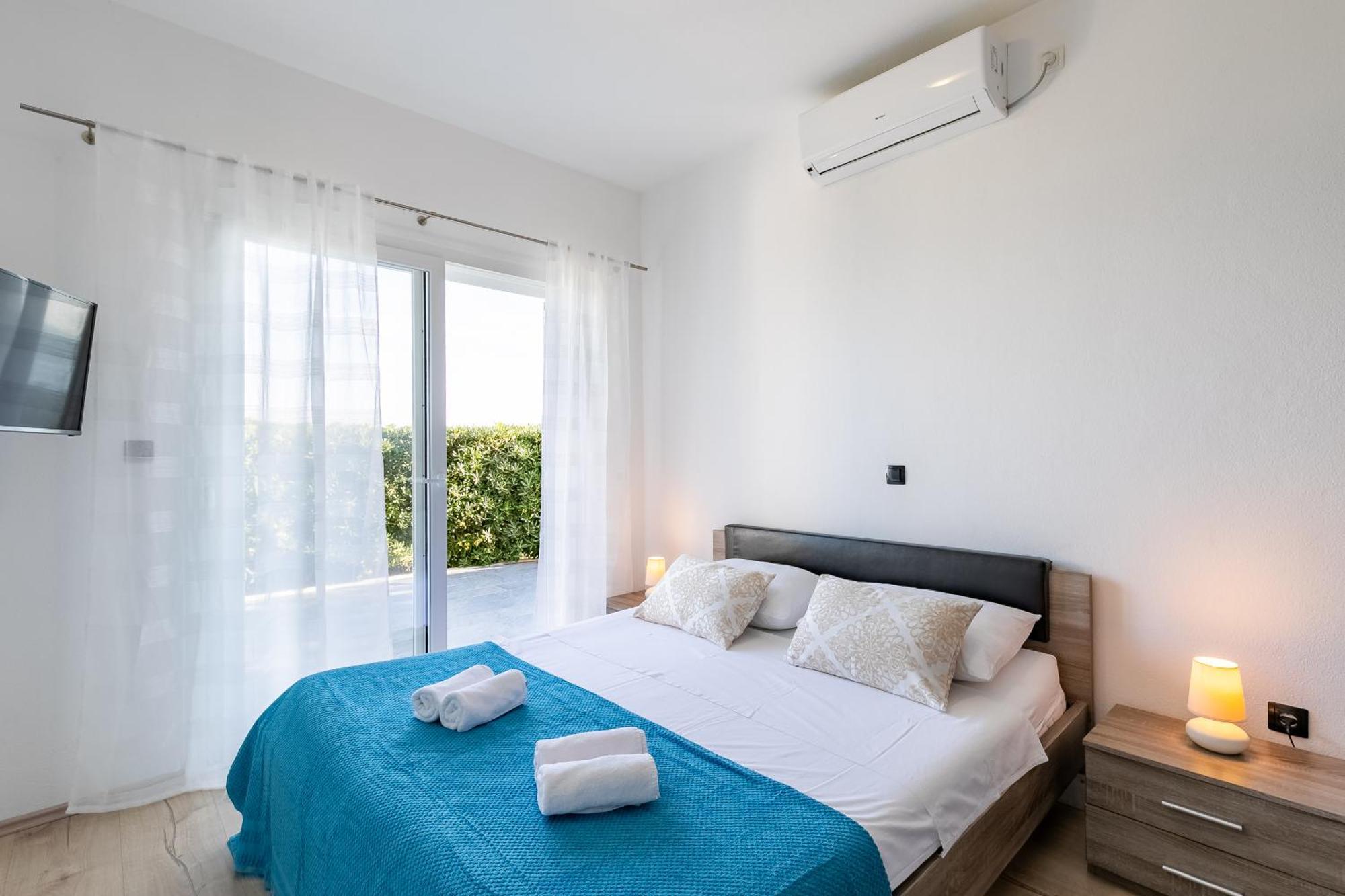 Holiday House Martinovic พริกราดิซา ภายนอก รูปภาพ